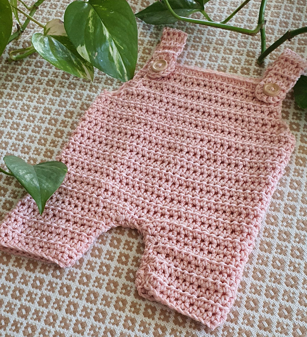 Salopette au crochet