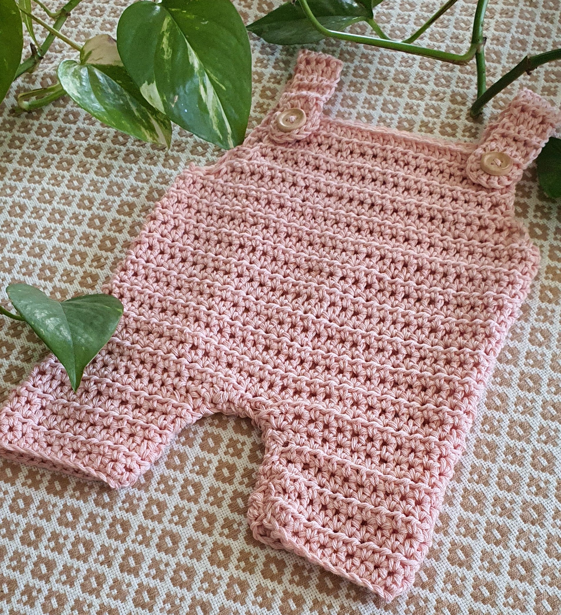 Salopette au crochet